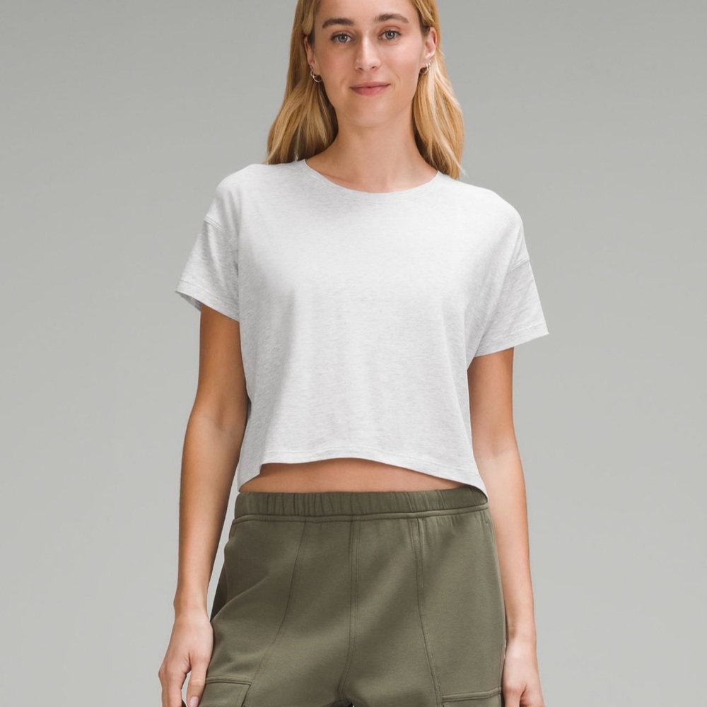 Lululemon Cates t-shirt